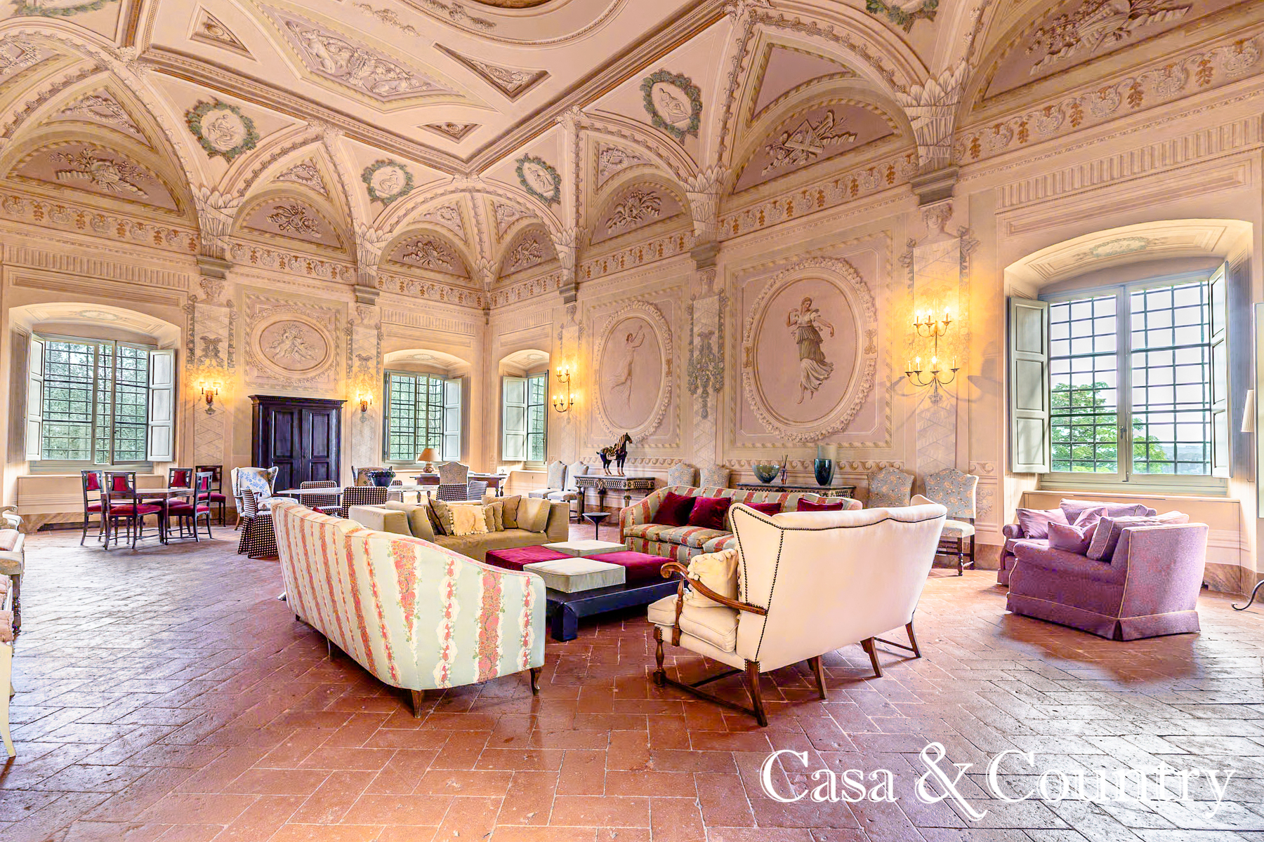 5 bed  For Sale in Florence,  - photo 9