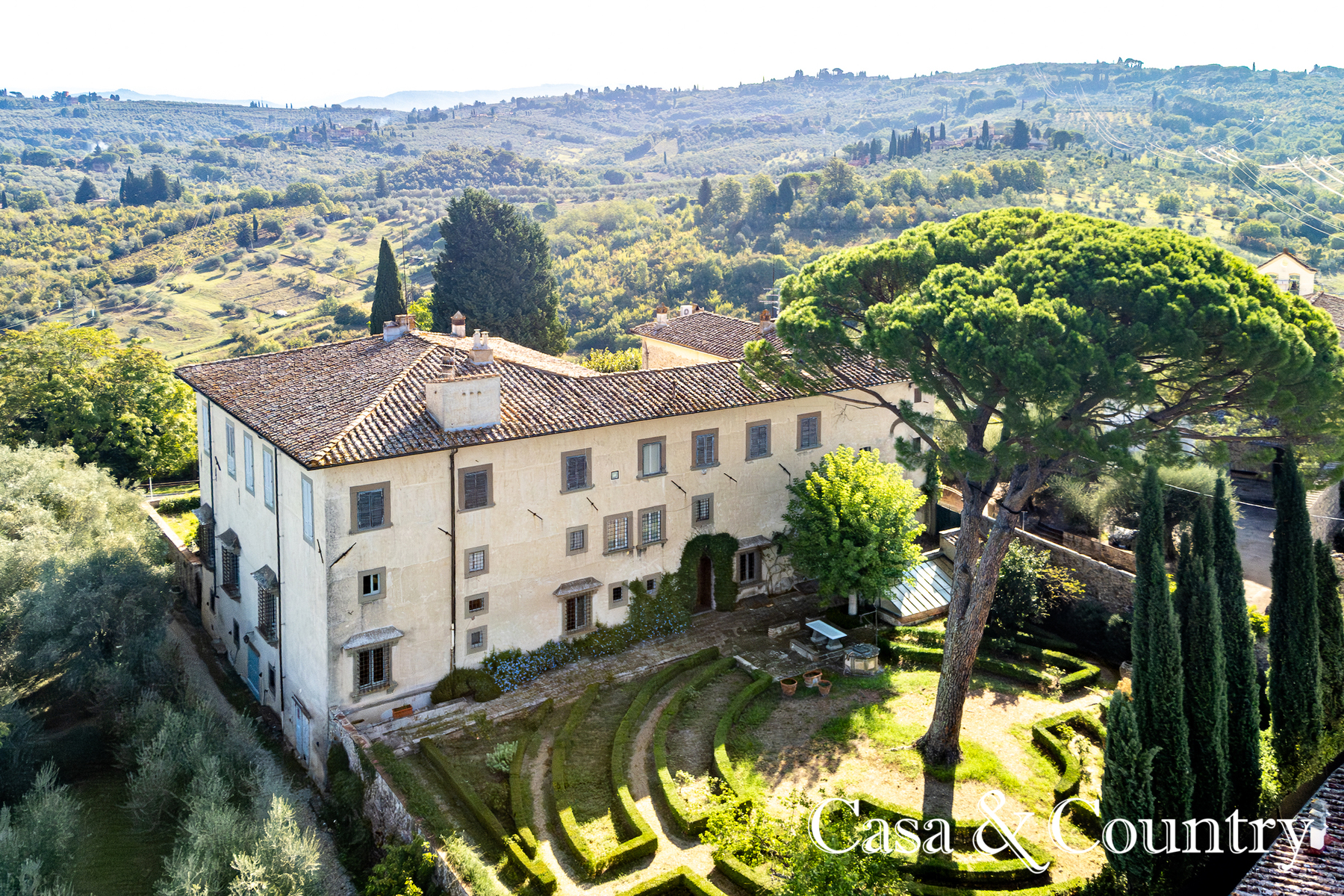 5 bed  For Sale in Florence,  - photo 2