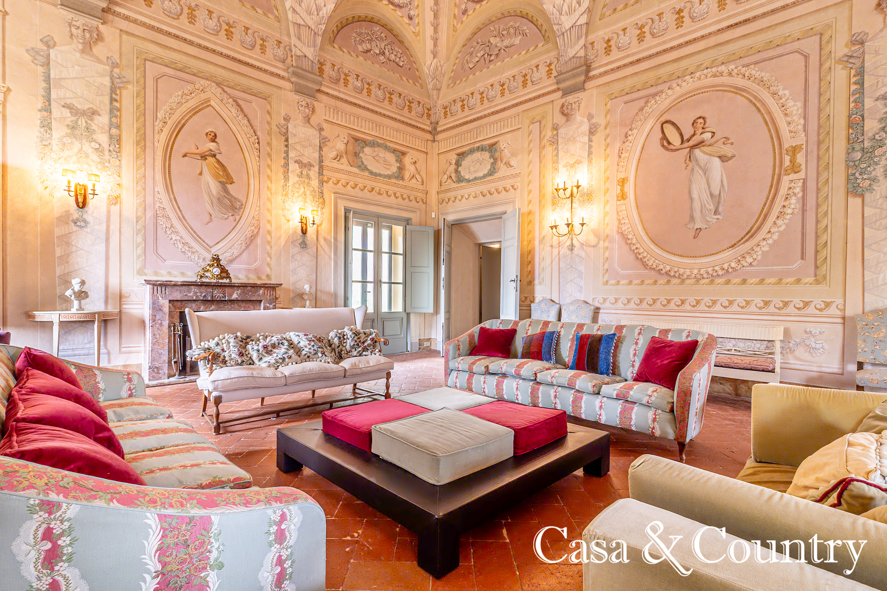 5 bed  For Sale in Florence,  - photo 4