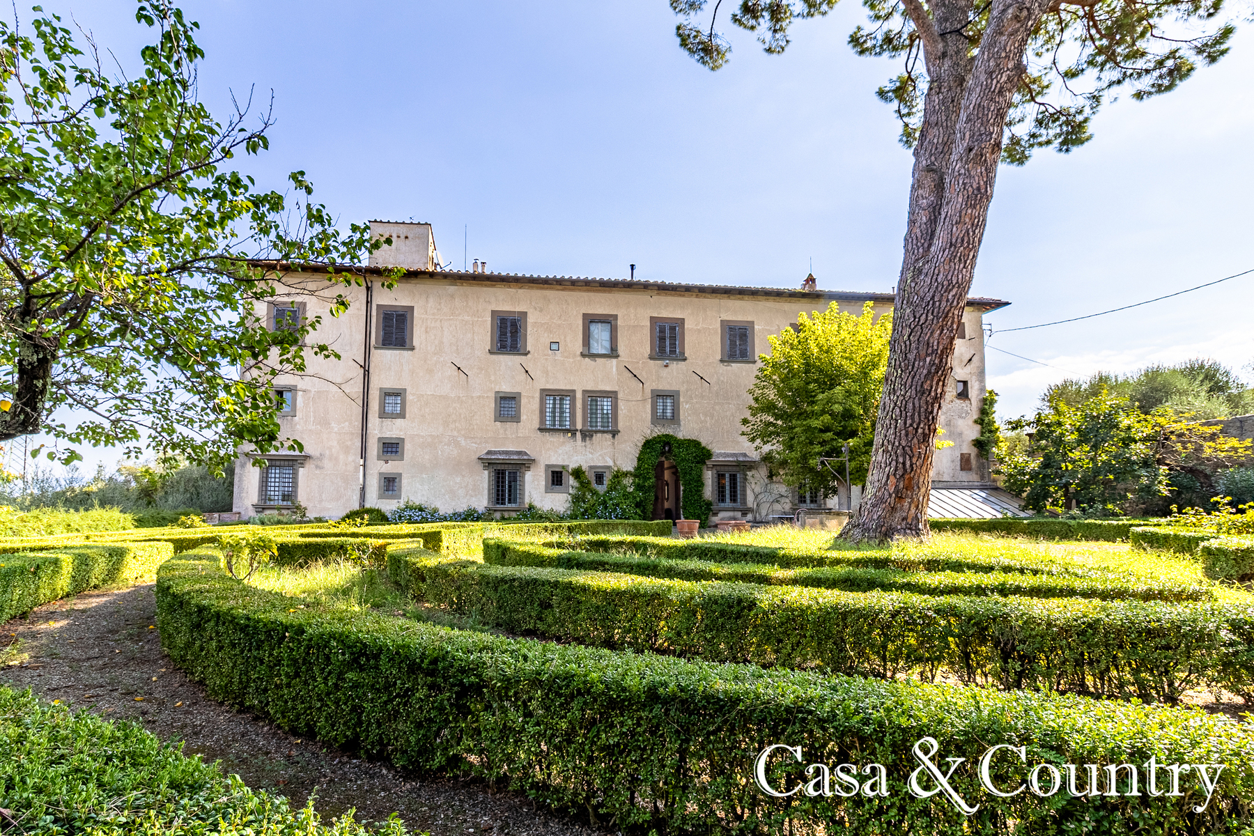 5 bed  For Sale in Florence,  - photo 37